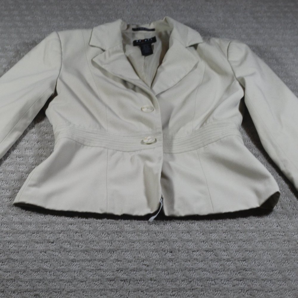axcess Size 4 Stretch Beige Long Sleeve Tailored Peplum Blazer